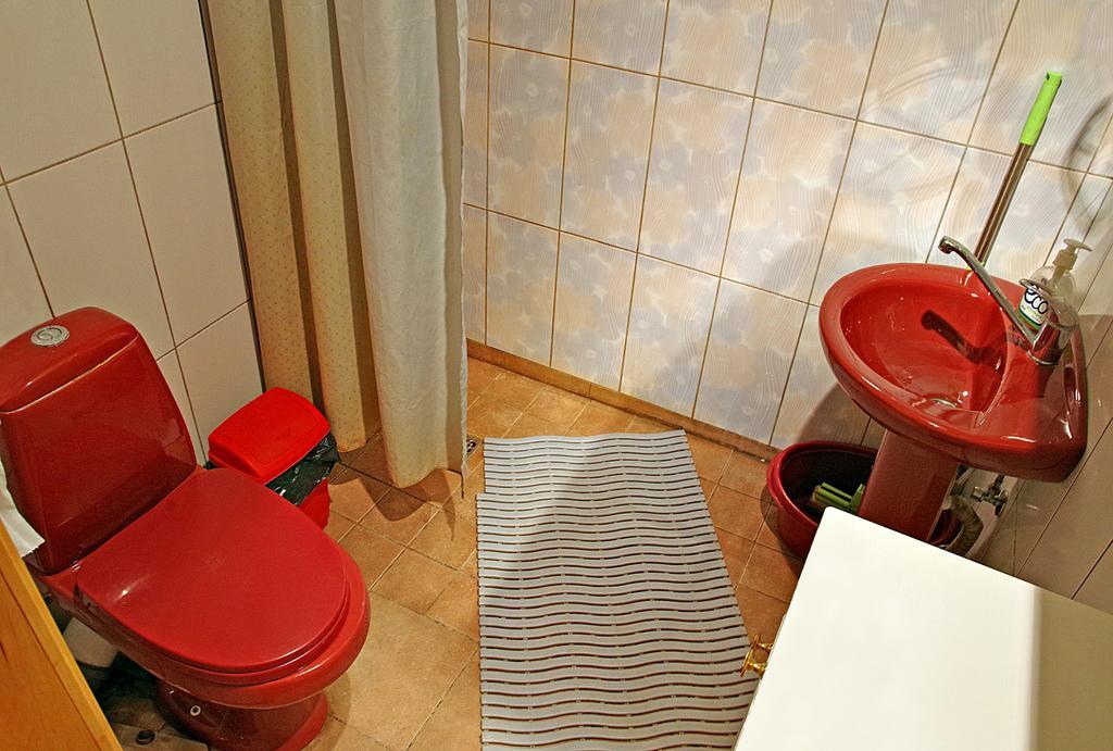 Guest House Pitagi Kosrags ภายนอก รูปภาพ