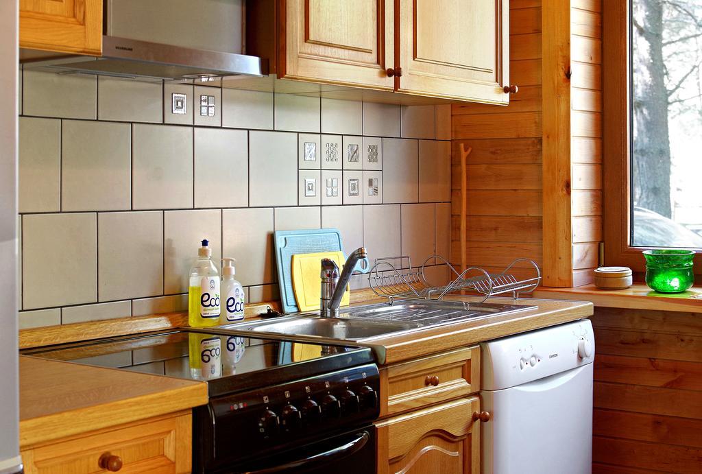 Guest House Pitagi Kosrags ภายนอก รูปภาพ